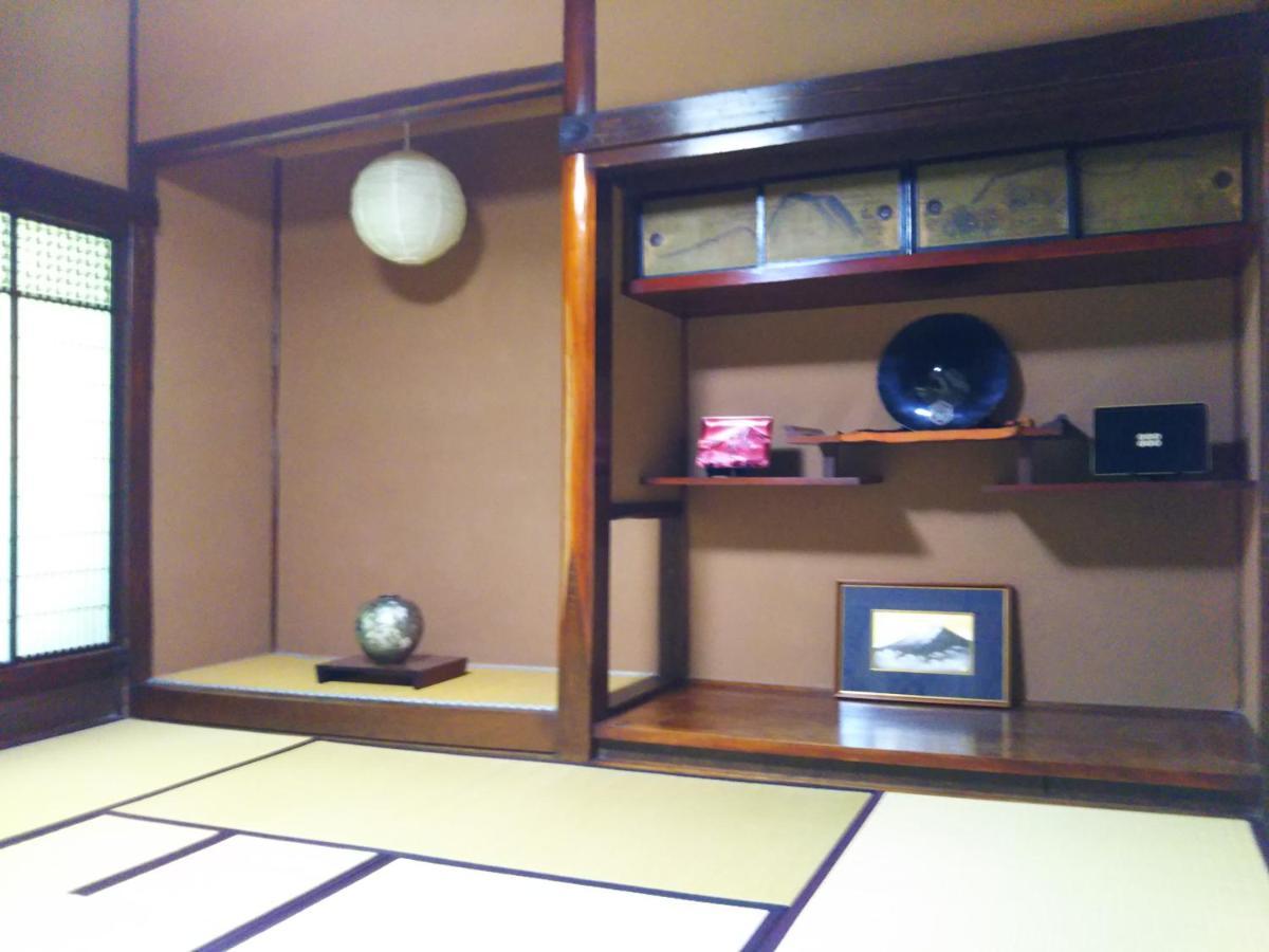 ゲストハウス「古民家の宿梨本軒」 Takayama (Nagano) Экстерьер фото